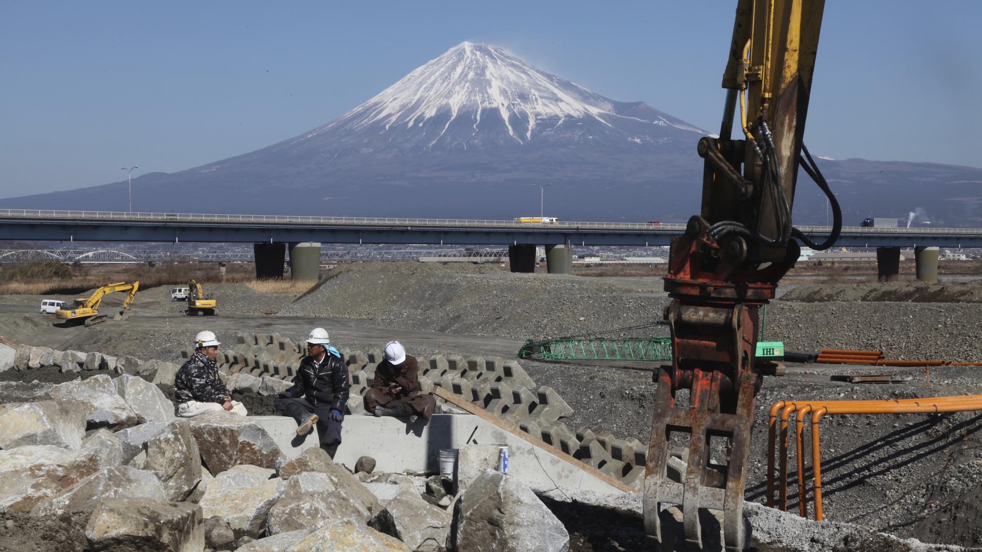 Mount Fuji 36 Views Revisited